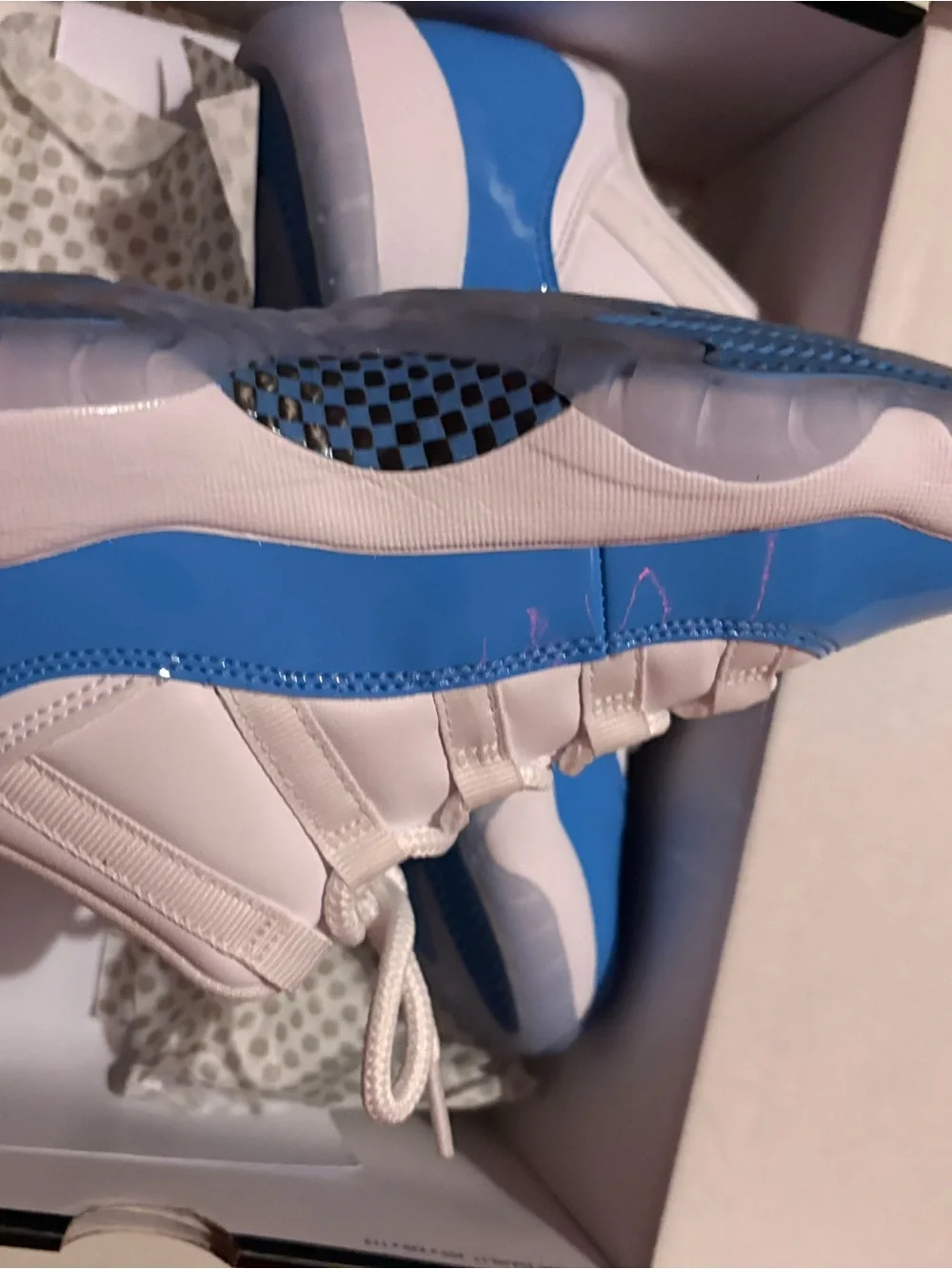Jordan Men's Shoes White and Blue Retro Low Top
